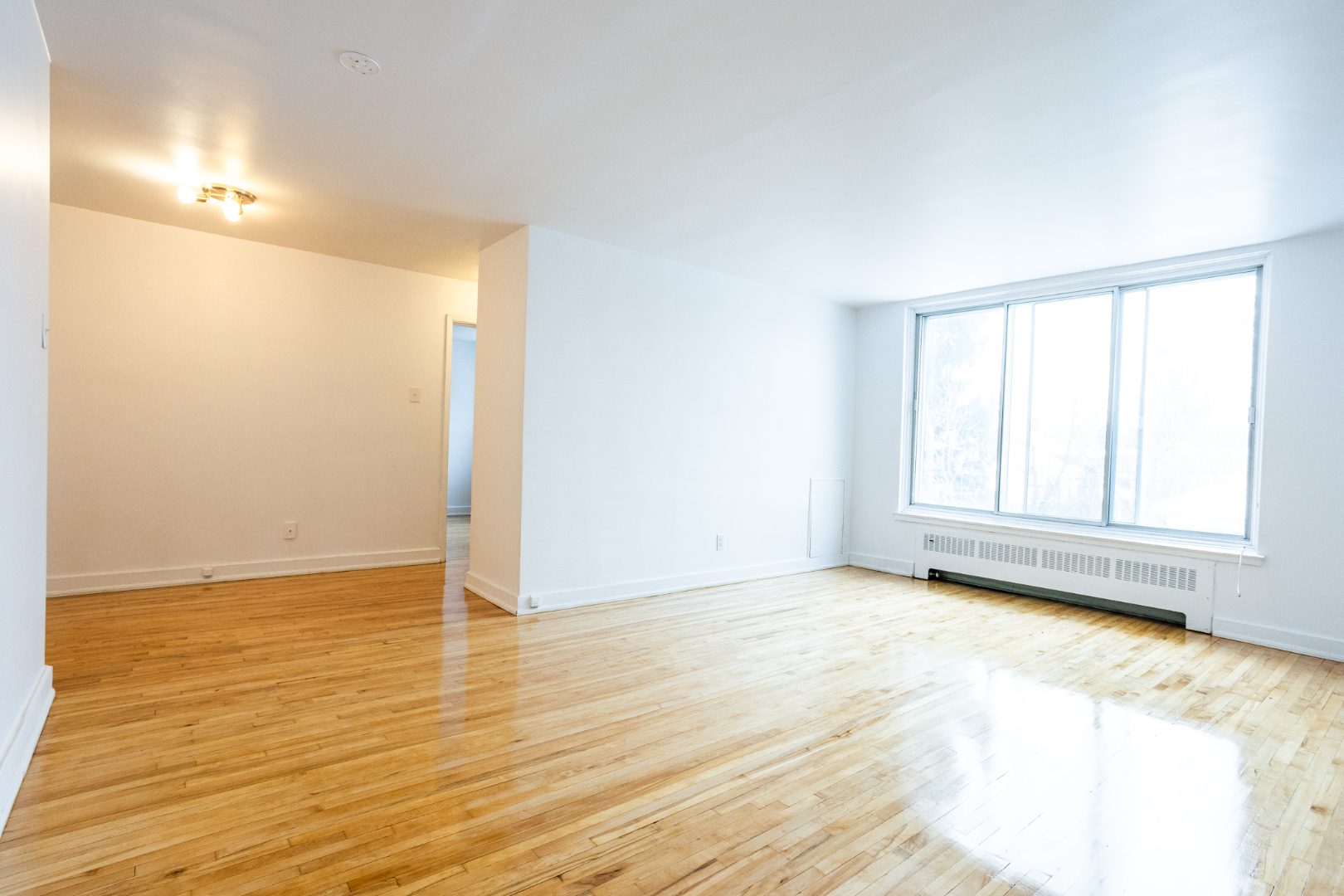 6101 Côte Saint-Luc - 303